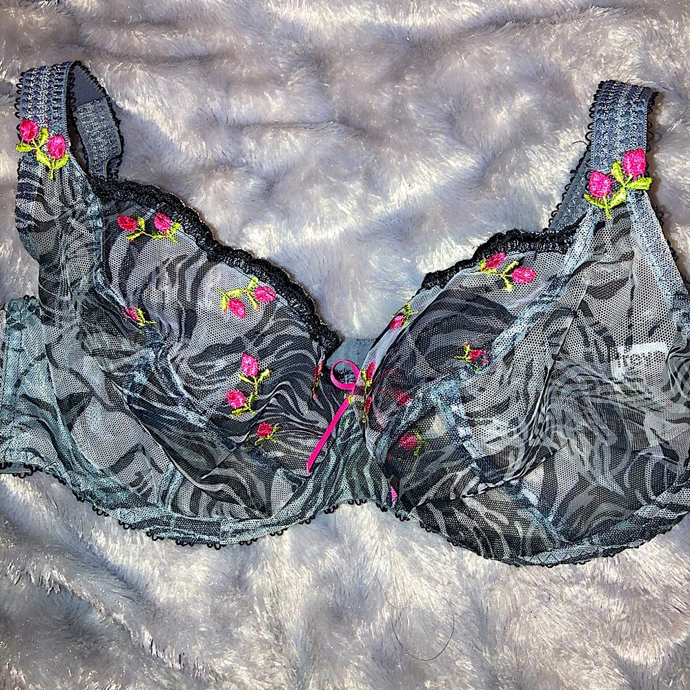 Freya Bra 32f sheer underwire